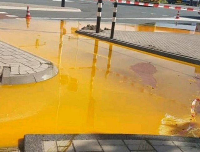 Bad Days Happen (49 pics)