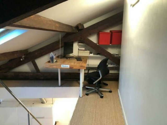 Weird Property Listings (29 pics)
