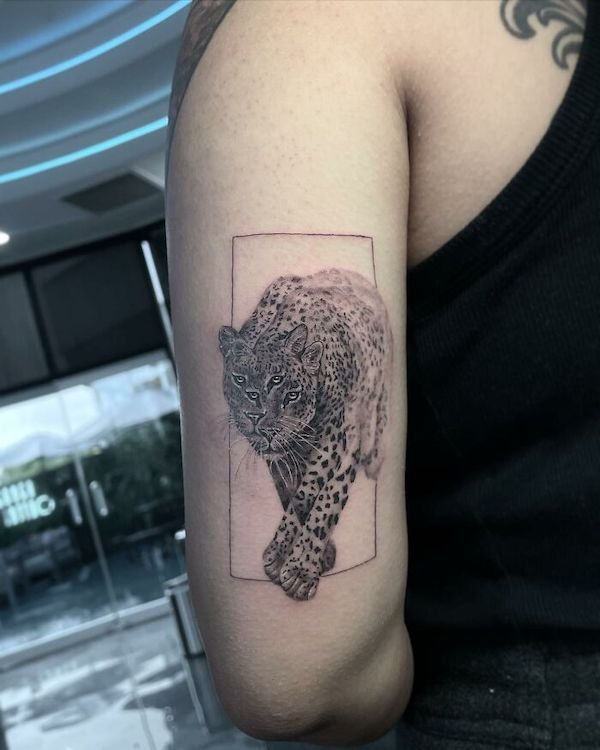 Odd ''Moving'' Tattoos (32 pics)