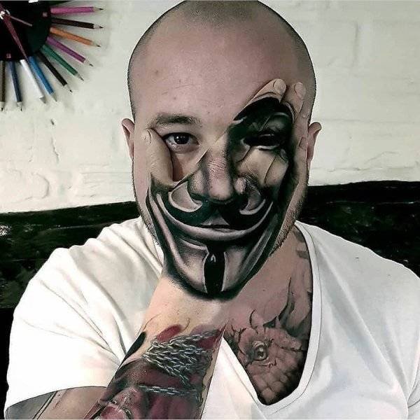 Strange Tattoos (24 pics)