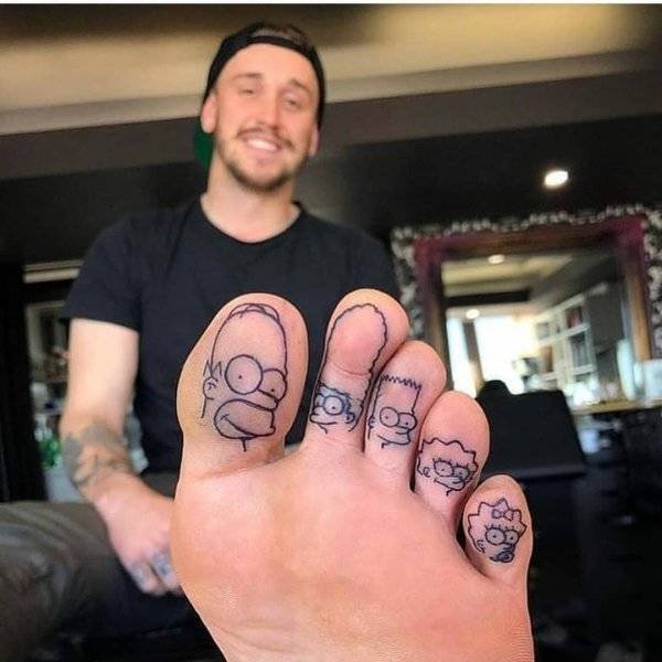 Strange Tattoos (24 pics)