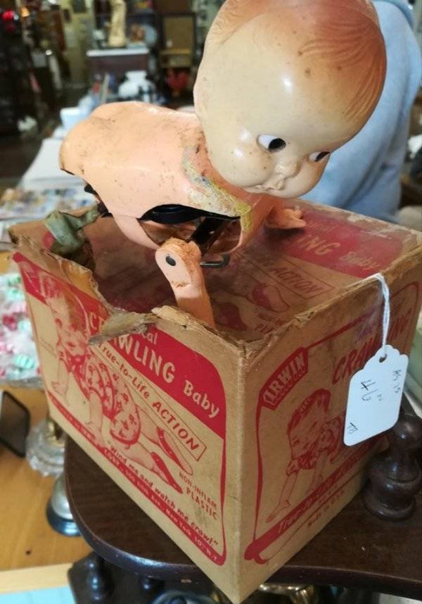 Weird Finds In Thrift Shops (53 pics)