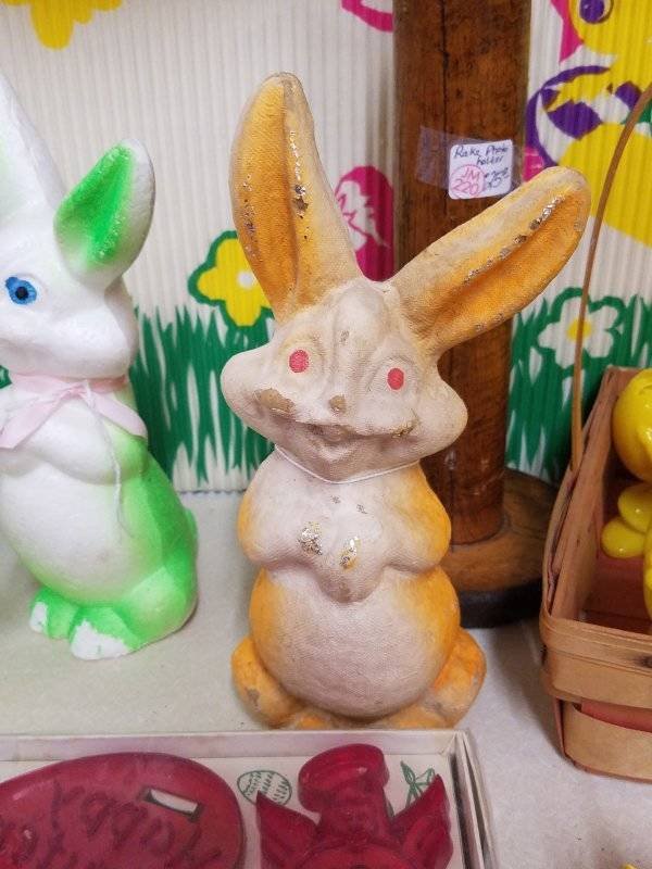 Weird Finds In Thrift Shops (53 pics)