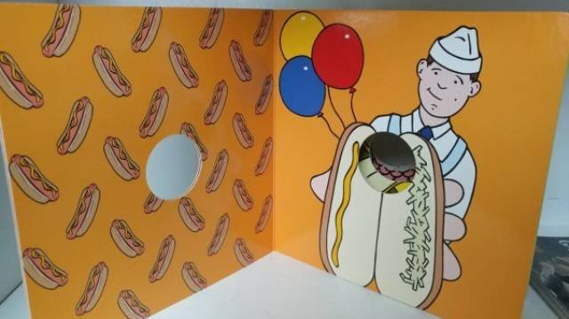 Weird Finds In Thrift Shops (53 pics)