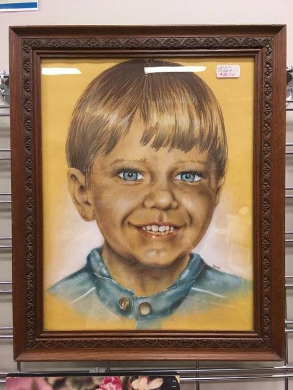Weird Finds In Thrift Shops (53 pics)