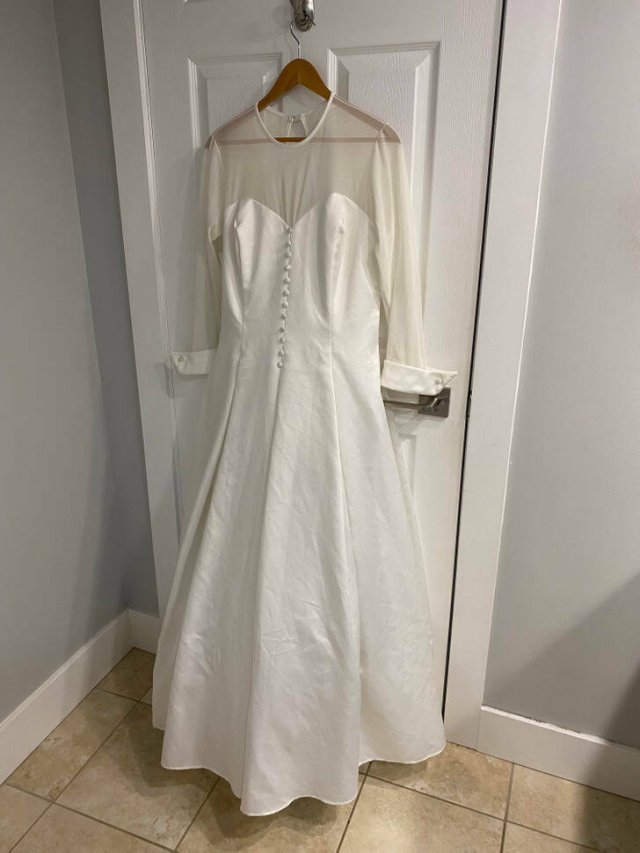 Cool Finds In Thrift Shops (24 pics)