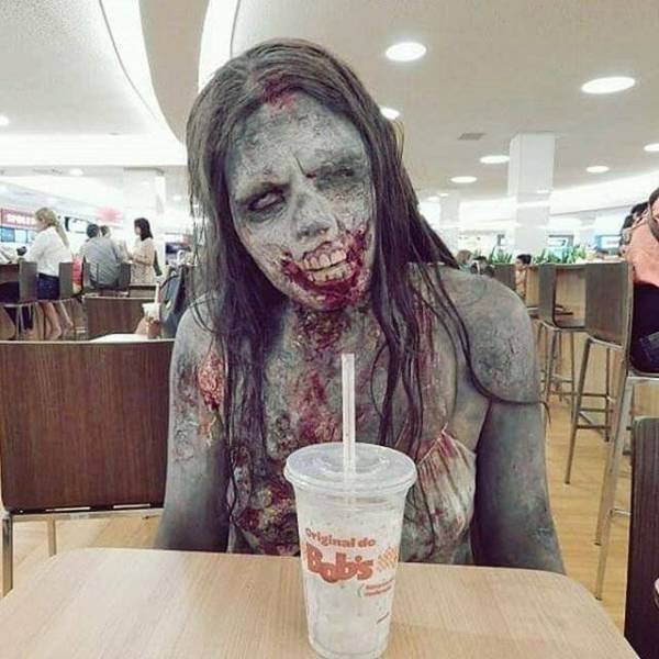 Scary Finds (34 pics)