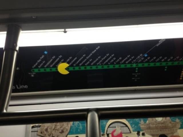 Strange People In The Subway (39 pics)