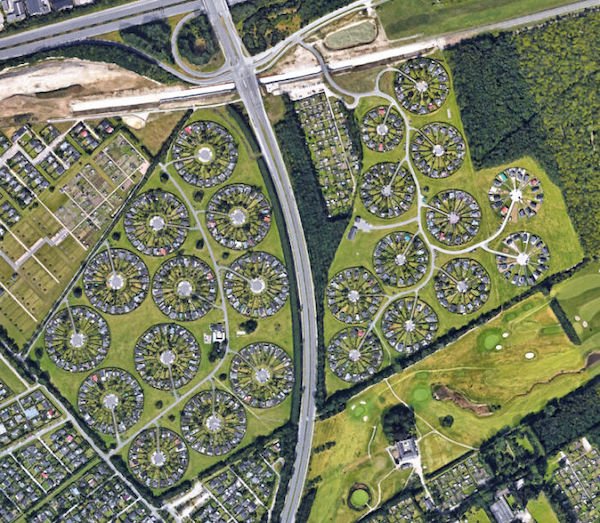 Interesting Urban Designs (29 pics)