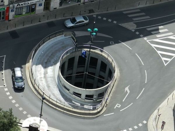 Interesting Urban Designs (29 pics)
