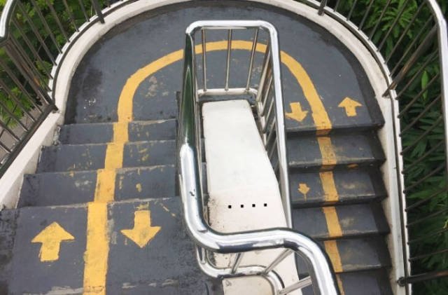 Unexpected Finds And Situations (59 pics)