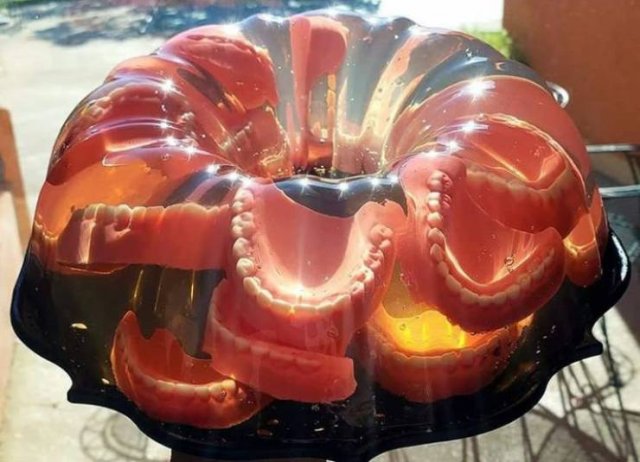 Strange Finds And Situations (55 pics)