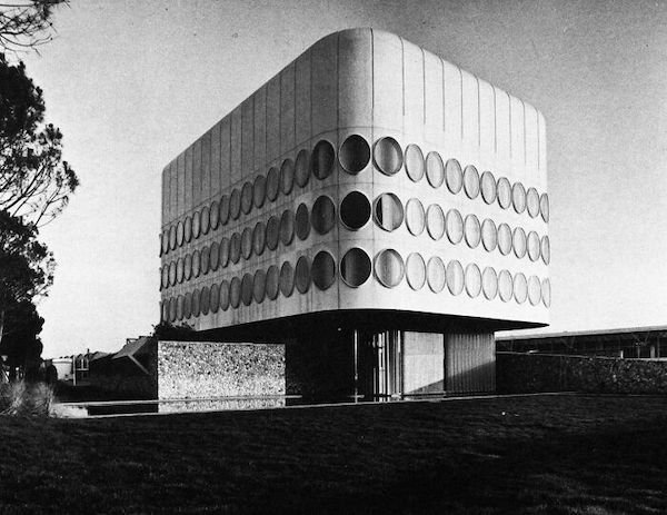 Amazing Architecture Of The 20'th Century (30 pics)