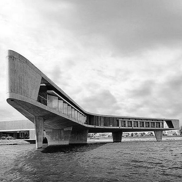 Amazing Architecture Of The 20'th Century (30 pics)