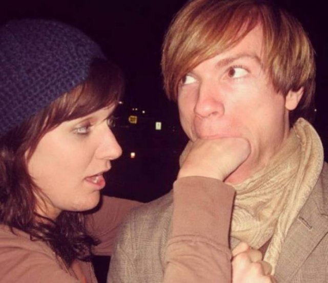 What Is Going On Here? (54 pics)