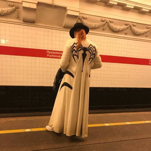 Odd People In The Subway (28 pics)