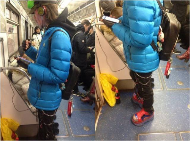 Odd People In The Subway (28 pics)