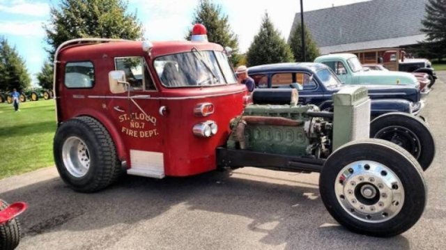 Cool Cars For Zombie Apocalypse (45 pics)