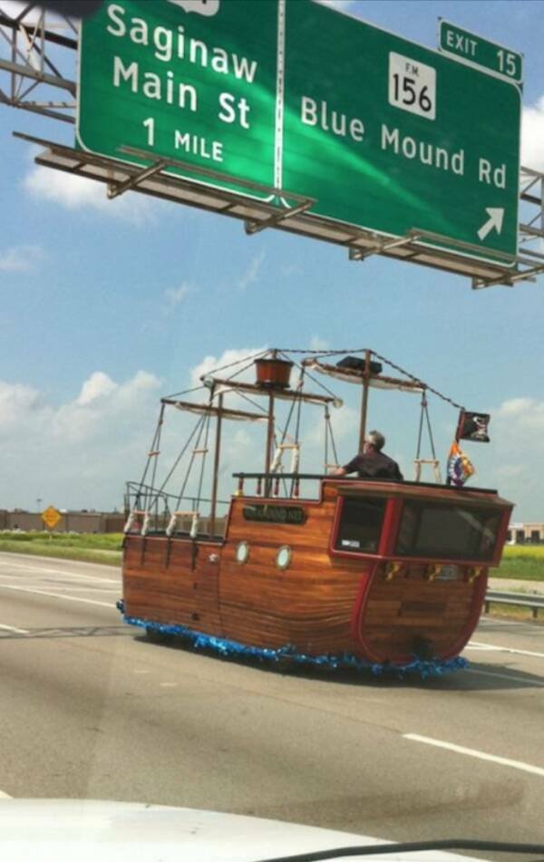 Cool Cars For Zombie Apocalypse (45 pics)