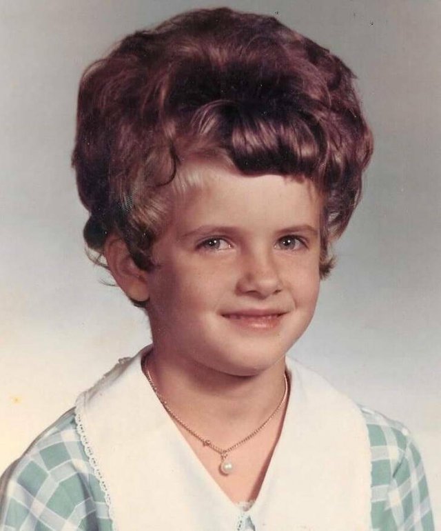 Interesting And Funny Family Photos (16 pics)