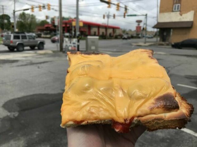 Nightmares For Pizza Lovers (48 pics)