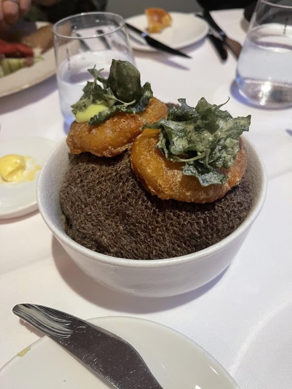 Weird Food Serving (23 pics)