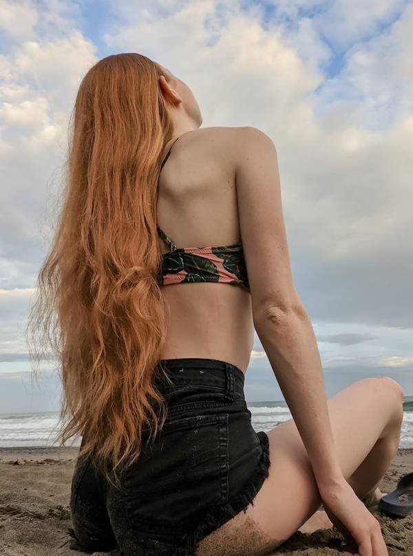 Girls In Shorts (41 pics)