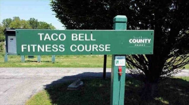 Odd And Funny Signs (29 pics)