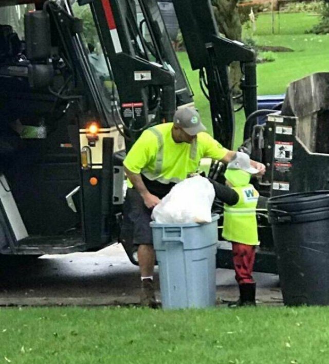 People Share Their Interesting Work Photos (48 pics)