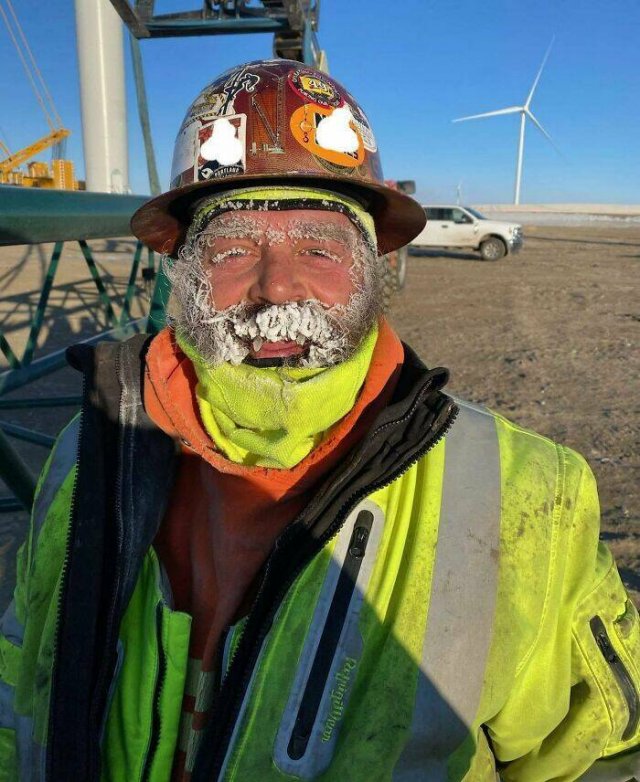 People Share Their Interesting Work Photos (48 pics)