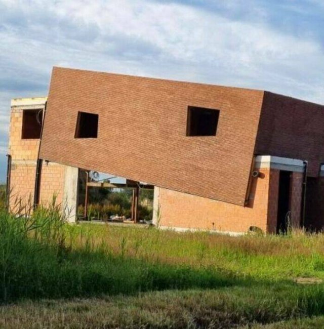 Strange Belgian Architecture (25 pics)