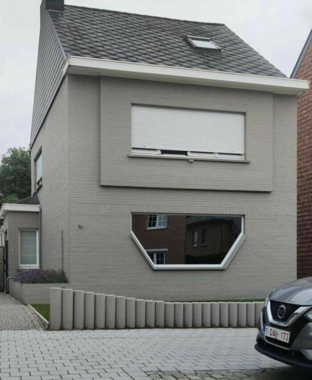 Strange Belgian Architecture (25 pics)