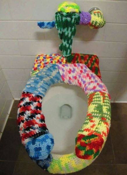 Odd DIY Crafts (18 pics)