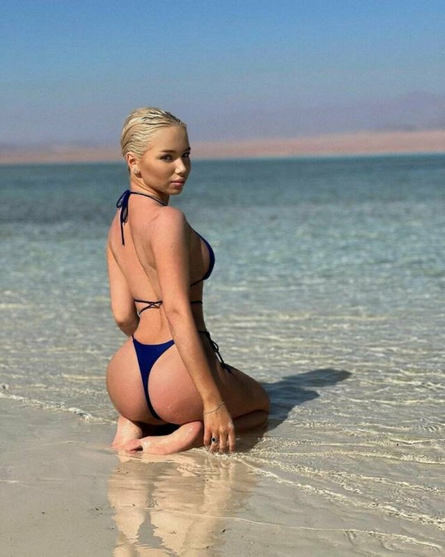 Wet Girls (59 pics)
