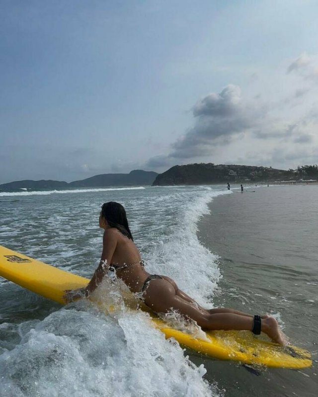 Wet Girls (59 pics)
