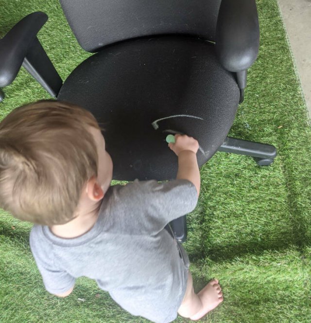 A Little Bit About Life With Kids (33 pics) A Little Bit About Life With Kids (33 pics)