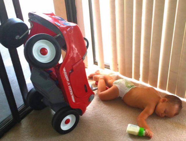 A Little Bit About Life With Kids (33 pics) A Little Bit About Life With Kids (33 pics)