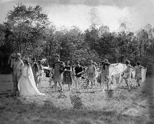Interesting Historical Photos (38 pics)