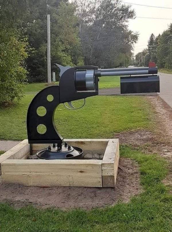 Terrible Designs And Finds (42 pics)