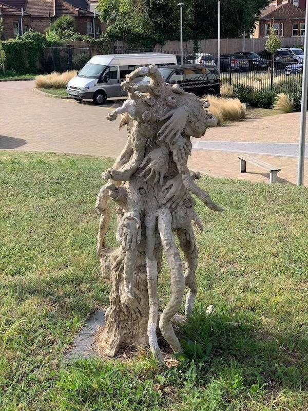 What Is Going On Here? (57 pics)