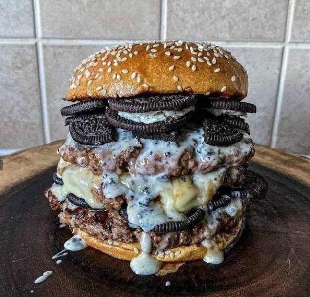What Is Going On Here? (48 pics)