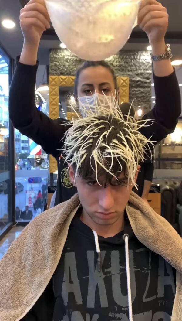 Terrible Haircuts (46 pics)