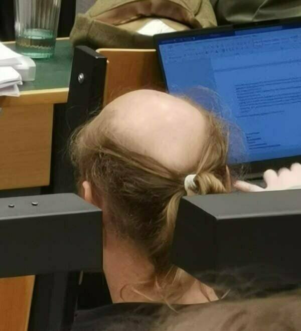 Terrible Haircuts (46 pics)