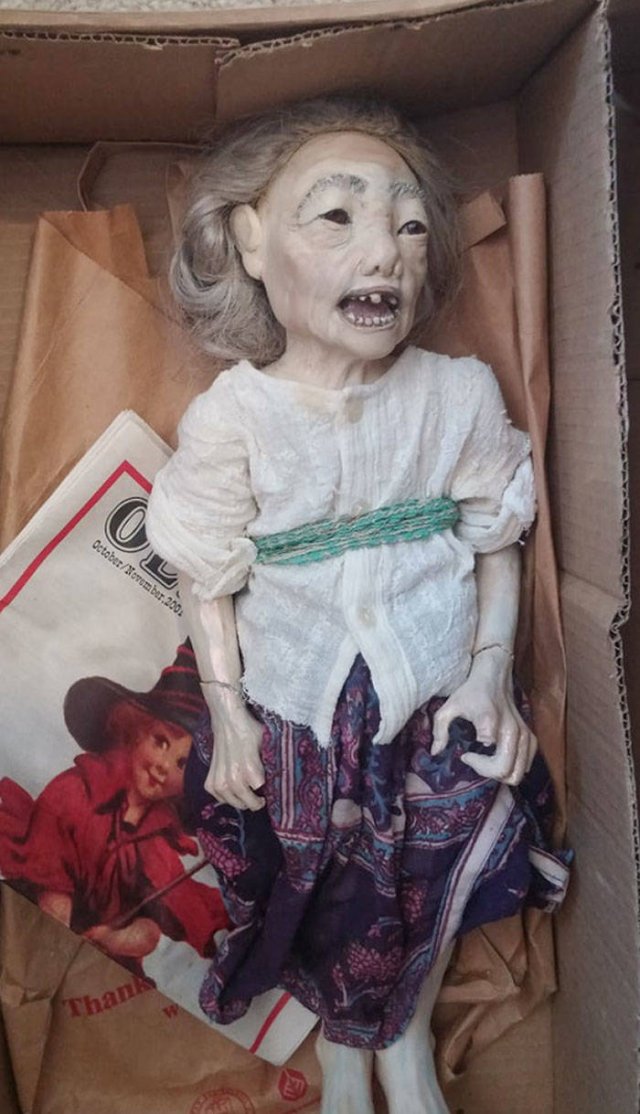 Unexpected Finds In Houses (36 pics)