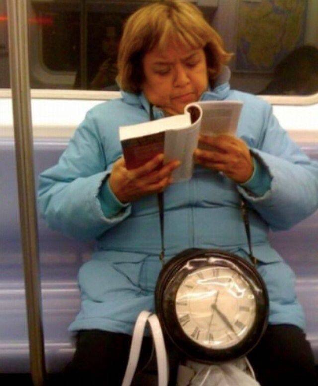 Weird People In Public Transport (31 pics)