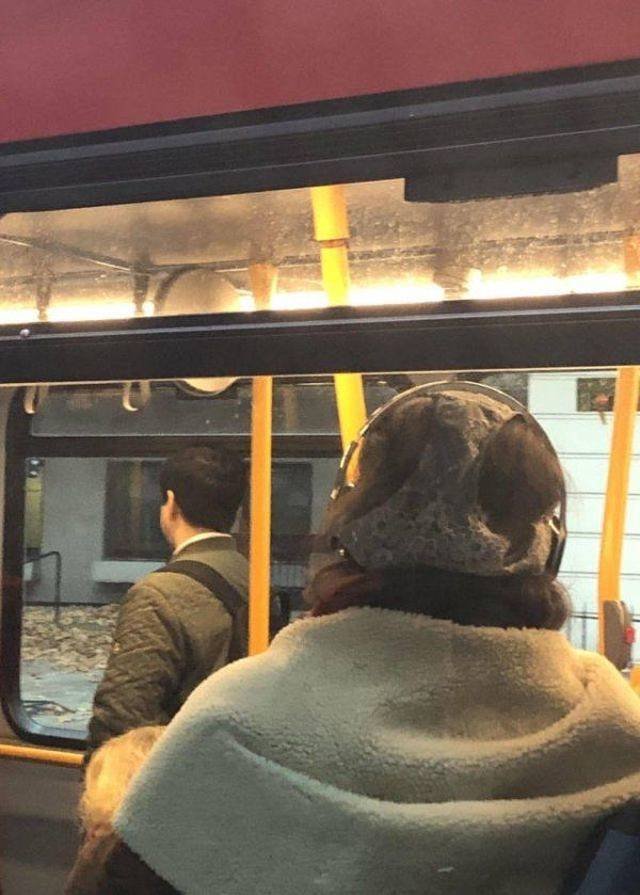 What Is Going On Here? (57 pics)