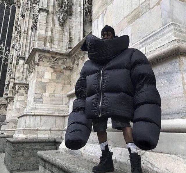 What Is Going On Here? (57 pics)