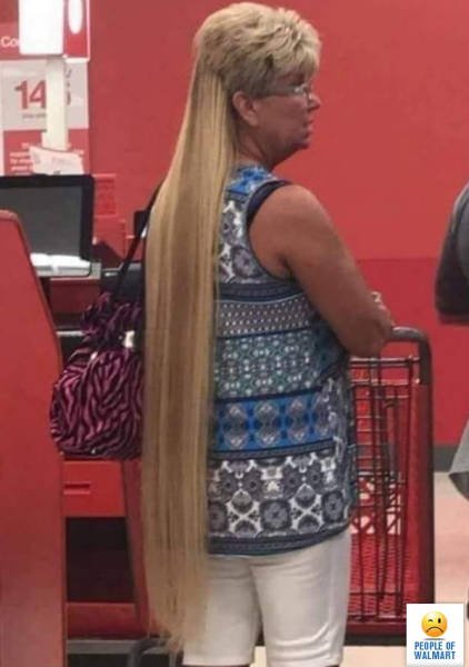 Weird People In Shops (41 pics)