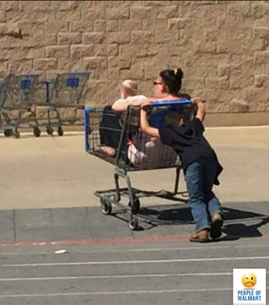 Weird People In Shops (41 pics)