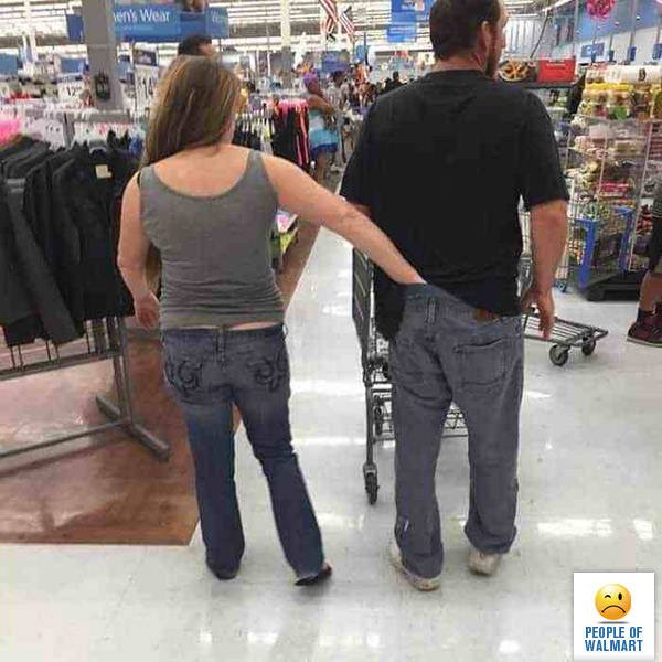 Weird People In Shops (41 pics)